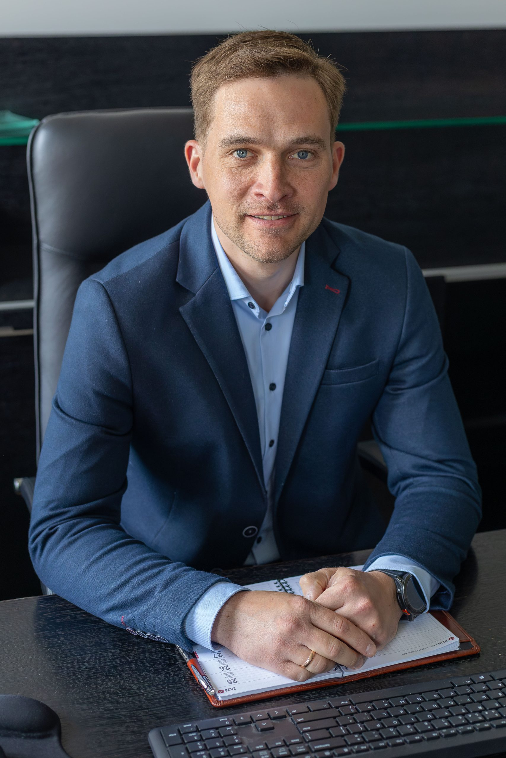 Amatā stājas jauns valdes priekšsēdētājs