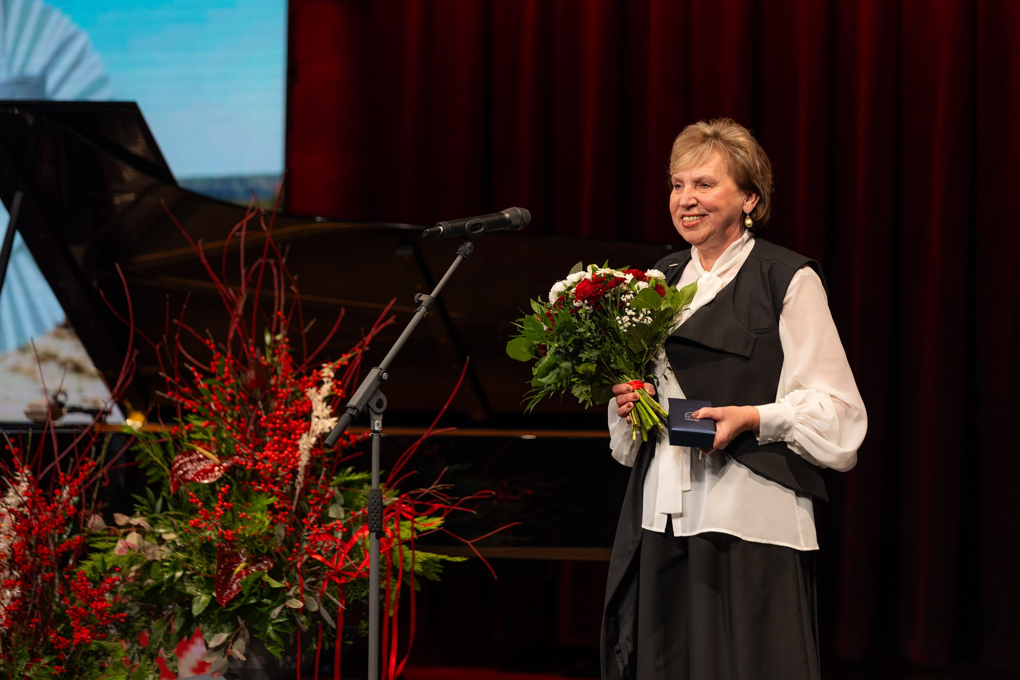 Dr. Inga Rutka saņem Goda zīmi kopā ar titulu “Goda jūrmalniece”!